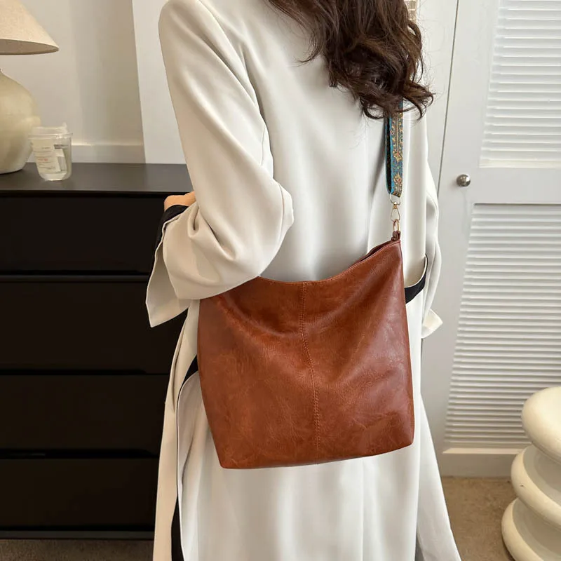 Vintage Women Shoulder